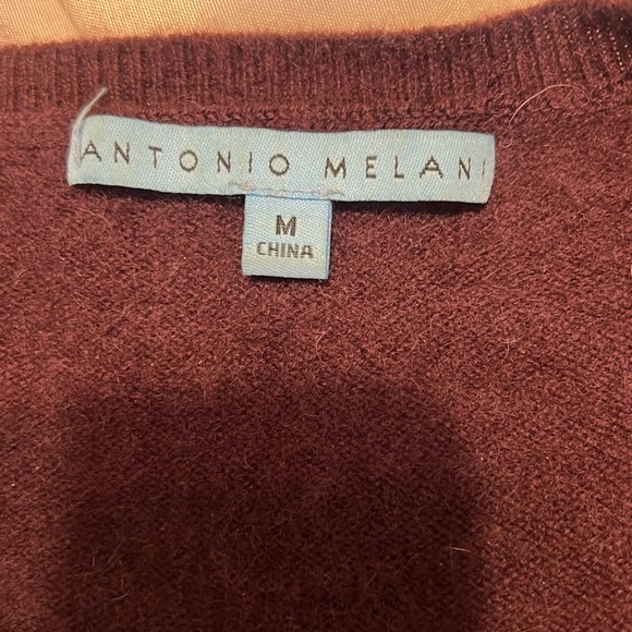 100% cashmere Ruffled Plum sweater - Picture 6 of 7